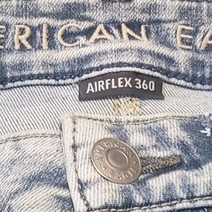 American Eagle Outfitters AirFlex 360 Distressed Light Blue Jeans Mens 32x34